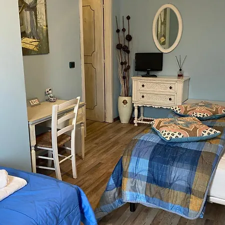 B&B Villa Botto Cossato Buitenkant foto