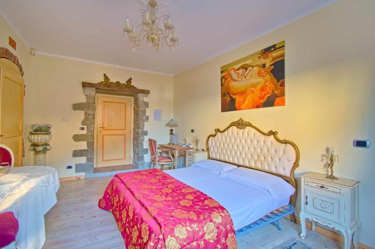 Botto Bed & Breakfast *